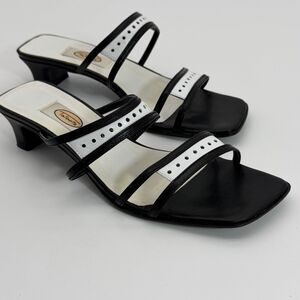 Vintage Talbots Womens 7 Black & White Minimalist Strappy Sandals Flat Slides
